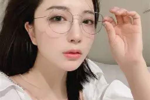 陪玩陪睡算啥!继注射不明物后内娱又曝猛料遭殃的何止迪丽热巴 陪玩陪睡算啥!继注射不明物后内娱又曝猛料遭殃的何止迪丽热巴