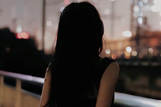 211毕业女子售卖满屋“卡地亚”“香奈儿”！销售80多万元女子：我以为顶多交2000罚款