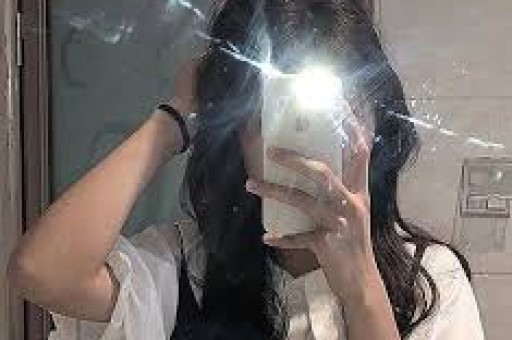 方媛缺席发布会被骂耍大牌？真相曝光：郭富城陪她披麻戴孝跪灵堂